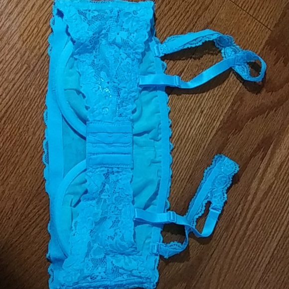 Bra - Picture 2 of 3